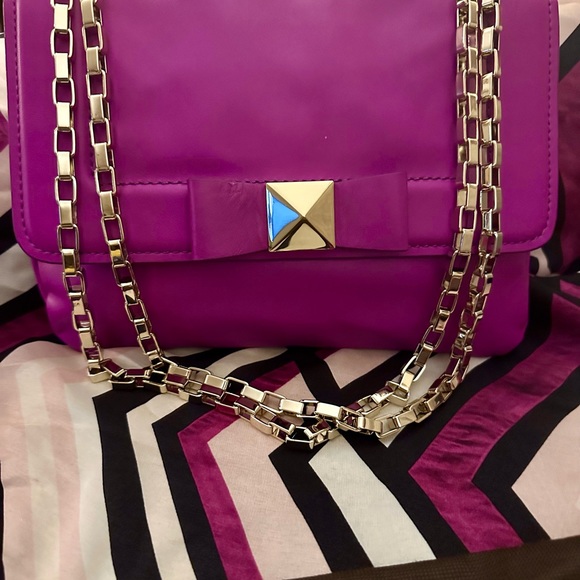 kate spade Handbags - 🎉🎊🎉HP Kate Spade Shoulder Bag FOR SALE! Stunning with gorgeous hardware!